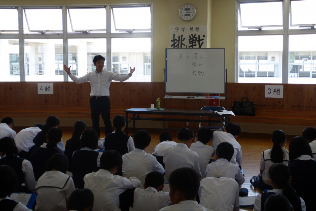 -mjkkdhrvos30m8uk9t_-6sit81sjc-m.jpg -mjkkdhrvos30m8uk9t_-6sit81sjc-m.jpg