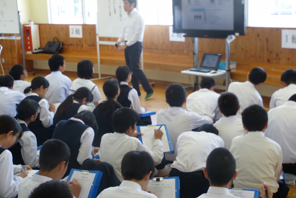 j1v8ond_3gyp60coc77xwobr5p3655hk.jpg j1v8ond_3gyp60coc77xwobr5p3655hk.jpg