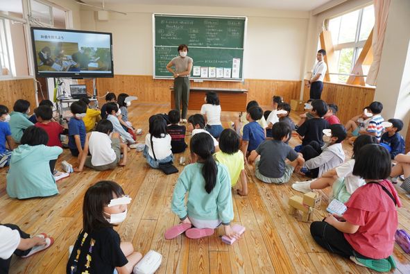 0526　勧興小学校