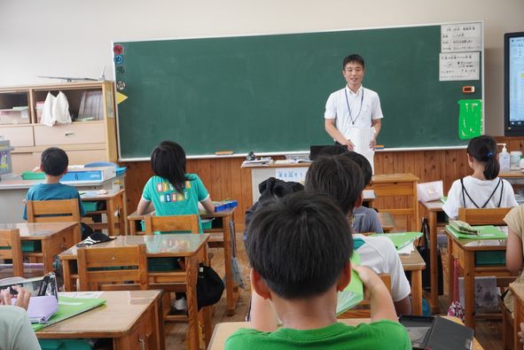 0714　勧興小学校